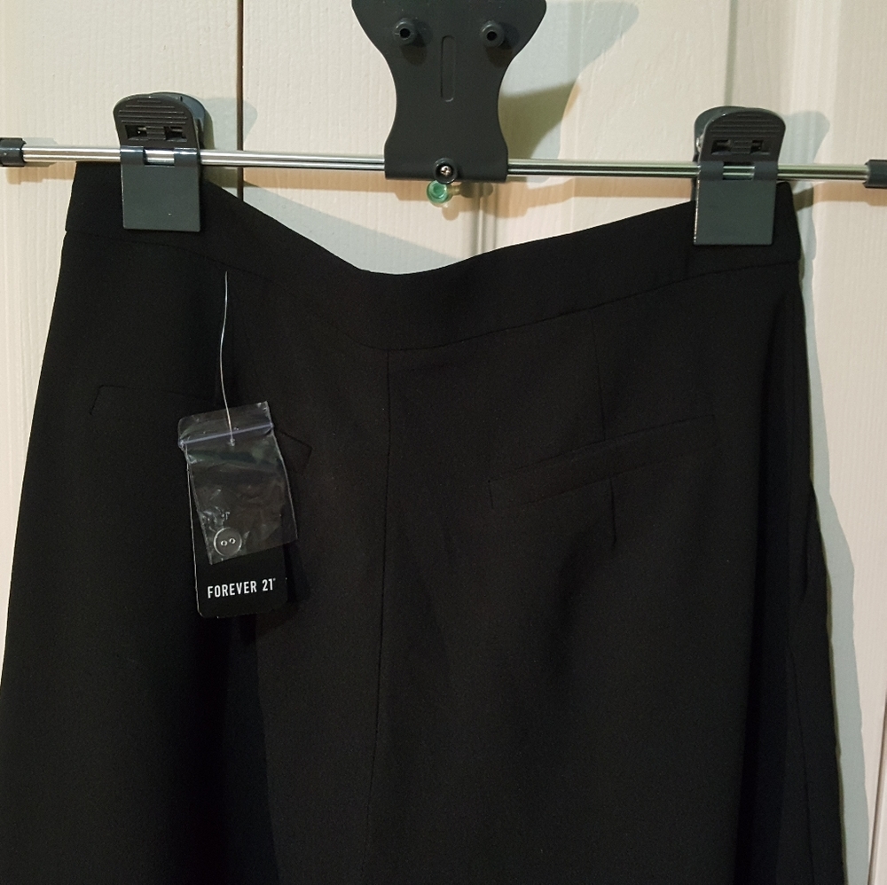 Forever 21 Calf-length Woven Pallazo Pants - Picture 5 of 5